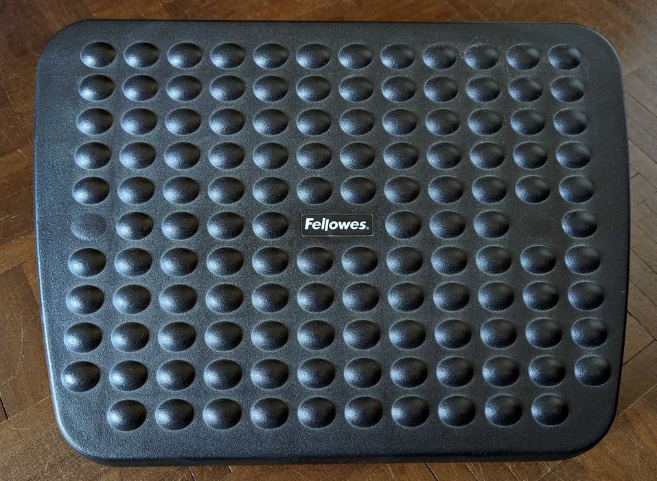 Ergonomic Foot Rest