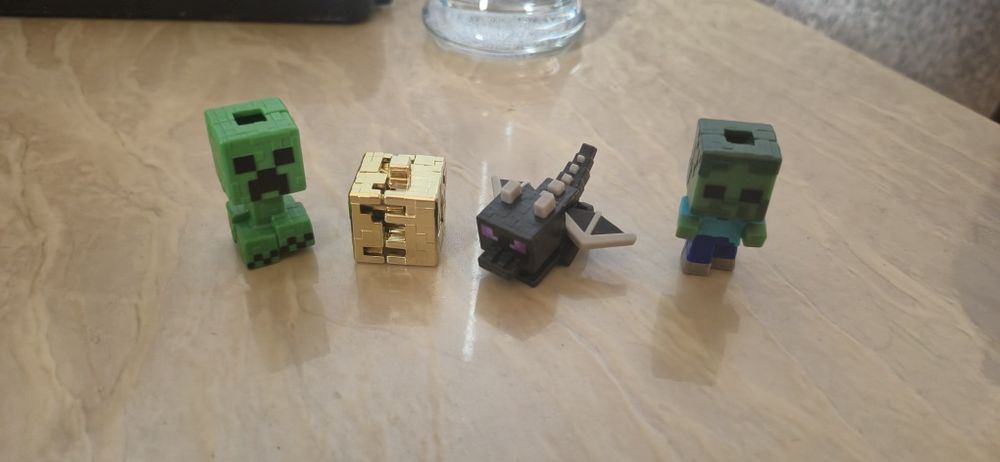 Kinder обмін, натунс, дивні дива, Minecraft і всяке інше