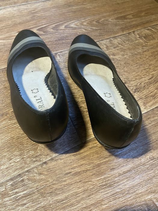 Туфлі жіночі шкіряні 38р