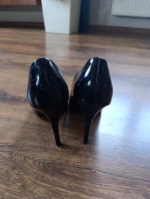 Buty na obcasie  szpilki