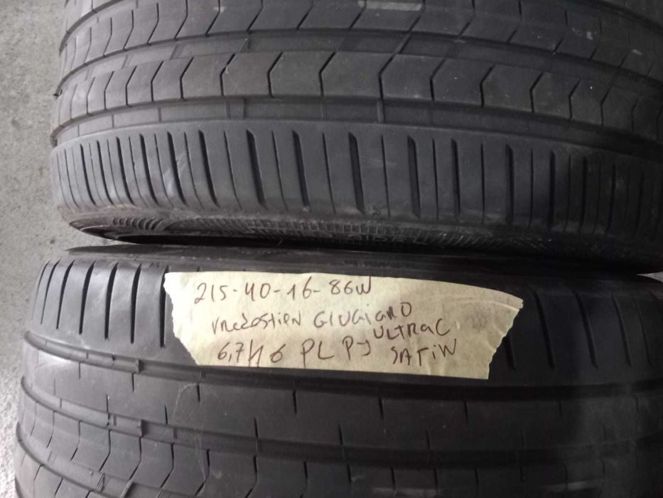 4 Pneus como Novos 215/40R16 Toyo e Vredstein