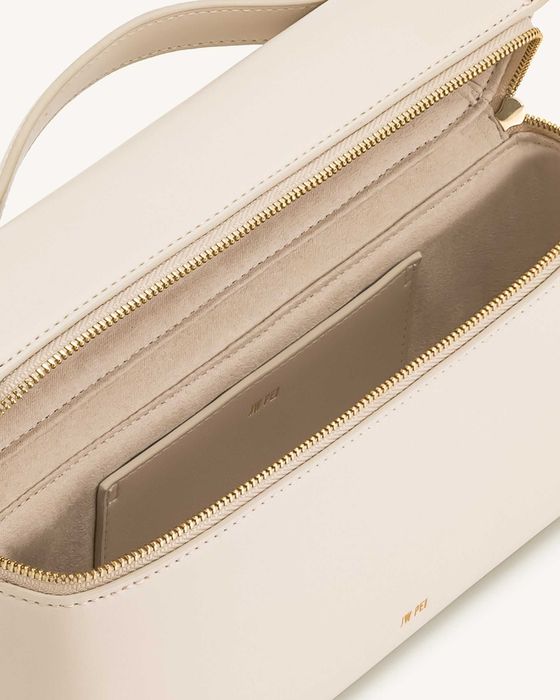 Сумка JW PEI Thea Top Handle Bag White: 4 250 грн. - Кожаные сумки