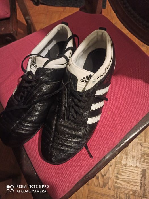 Chuteiras Adidas adinova 44