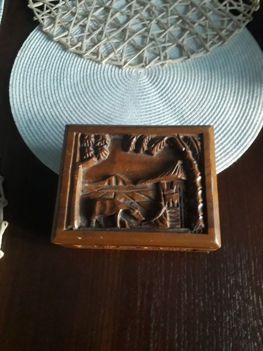 Drewniana papierosnica