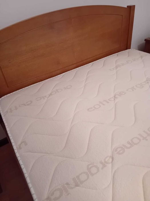 Cama de Casal 140x200 cm
