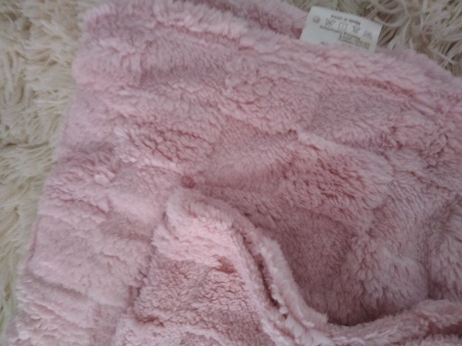 Плед 180x200 см розовый покрывало плюшевое двухспальное в сумке