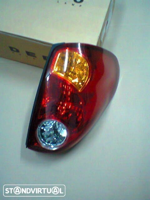 farolim tras mitsubishi l200 2005-2011