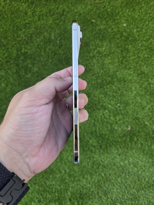 iPhone Air 256 GB Cloud White 100% bateria