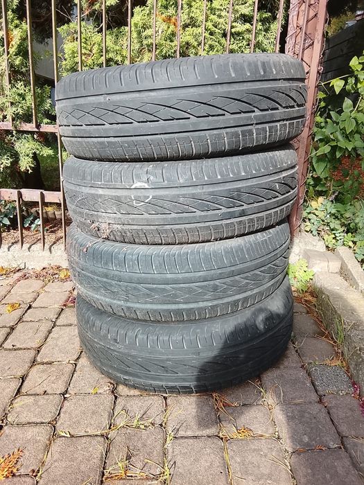 Sprzedam  używany komplet opon
