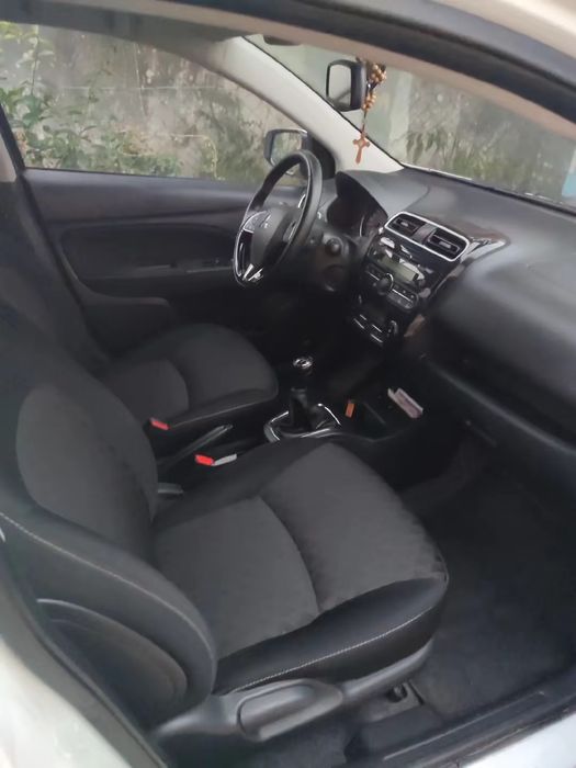 COMPACTO SEMI-NOVO | GARANTIA DE FÁBRICA ATIVA | Kms Reais | Revisões