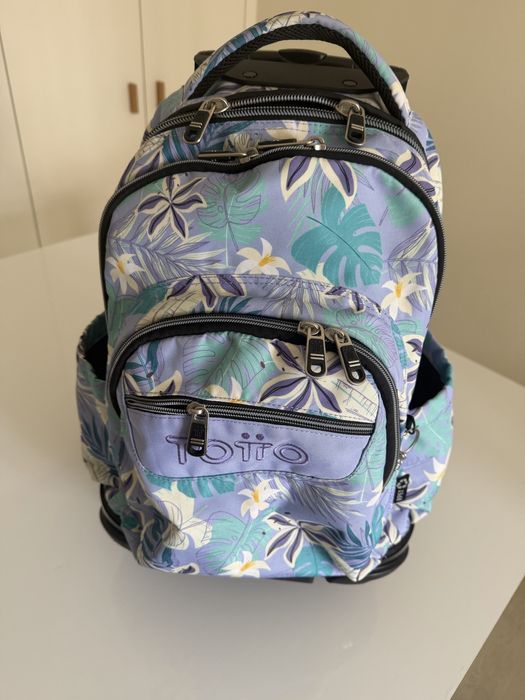 Mochila com Rodas Totto Grafily – Pouco Usada