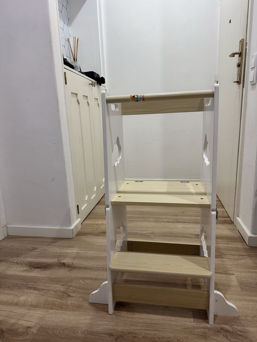 Banco observatório para Criança (escada e mesa)