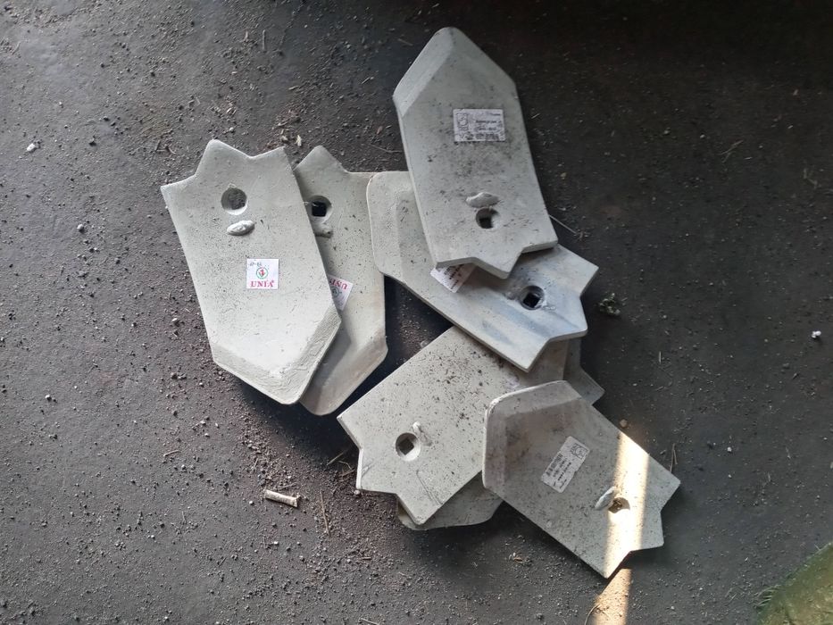 Częsci do pługa Tur unia 4+1