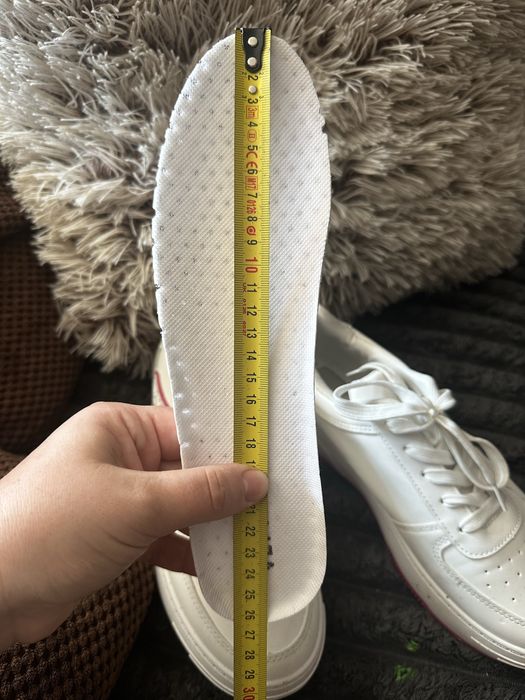 Кросівки 41 розмір 26 см