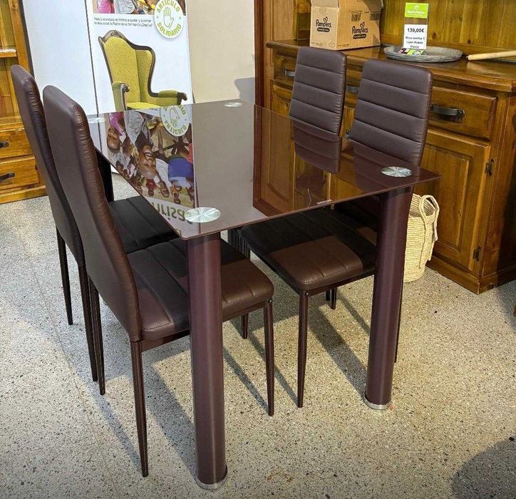 Mesa nova castanho + 4 cadeiras com desconto
