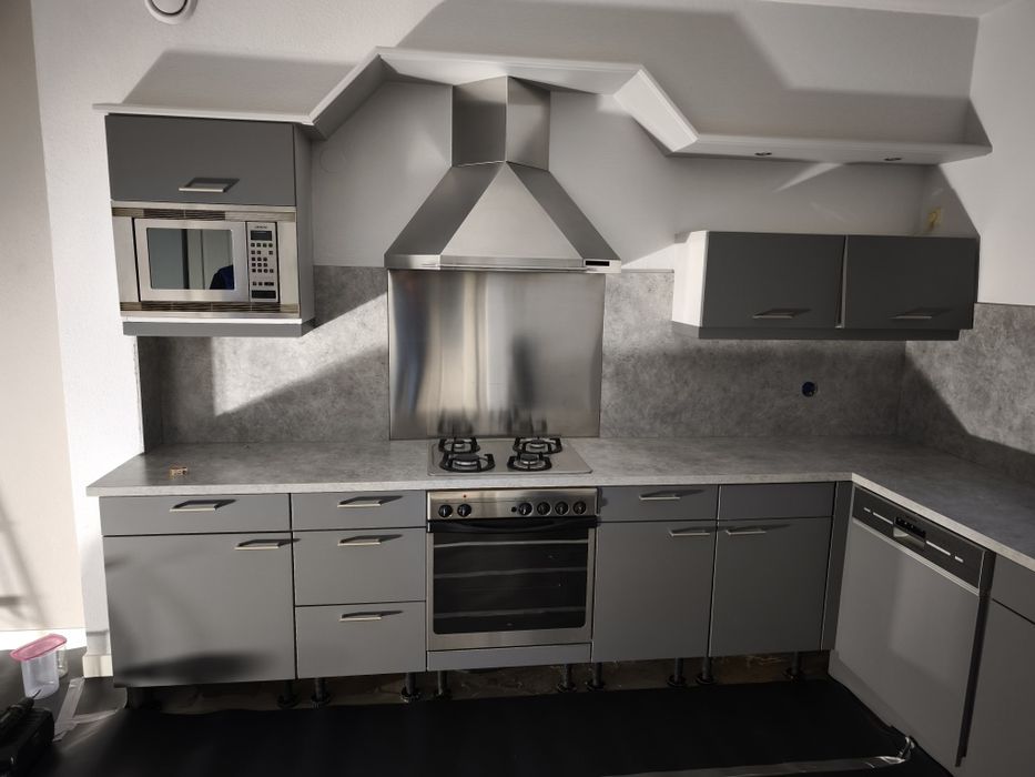 Zabudowa kuchenna z AGD