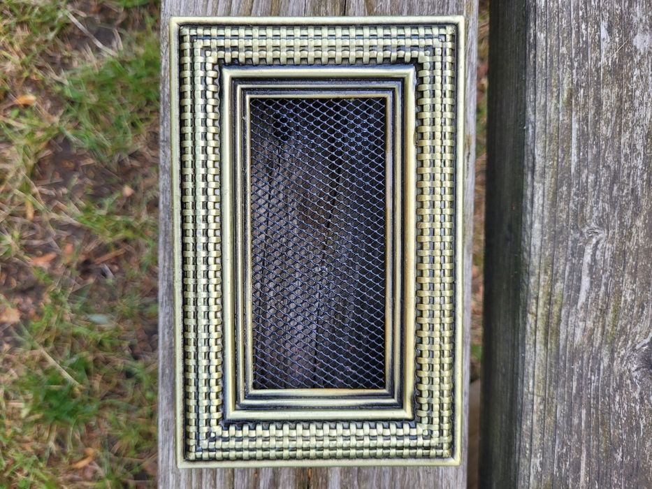 Kratka kominkowa rattan retro na otwór 8,5×15,5 cm