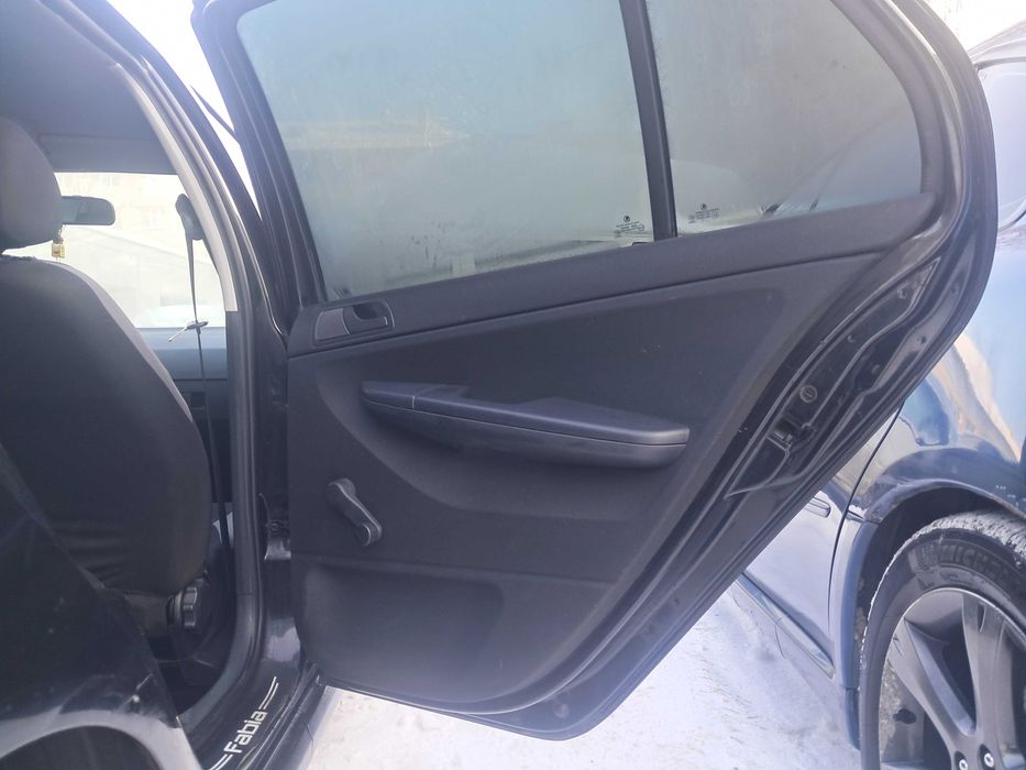 Шкода фабія 2005