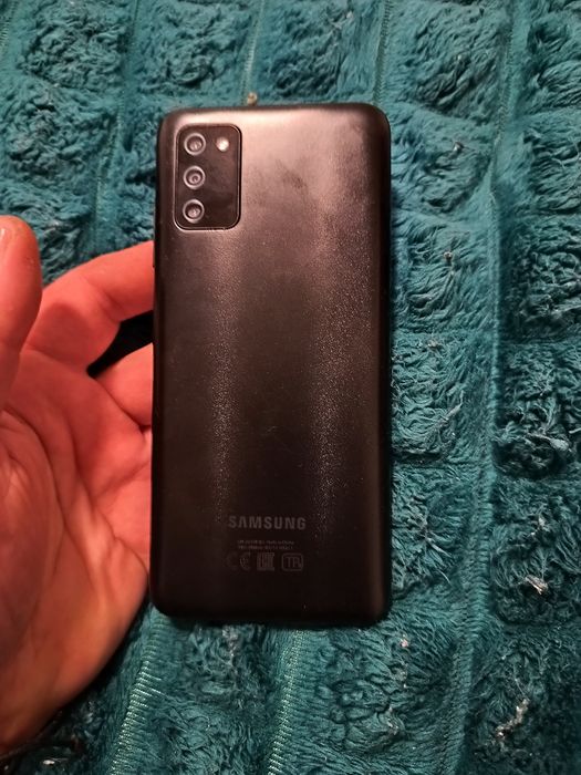 Samsung A03s - телефон