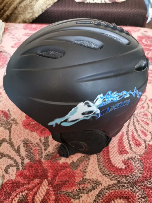 Kask narciarski axer