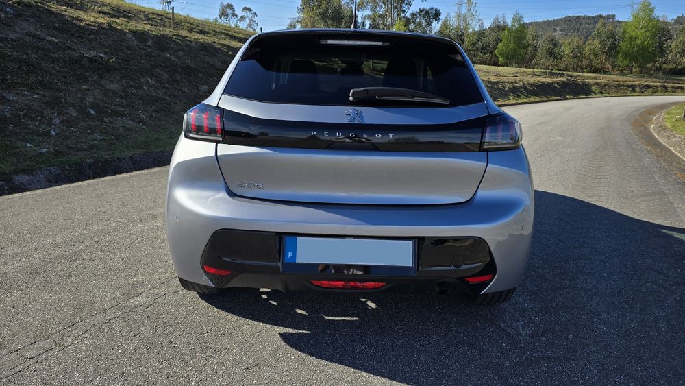 Peugeot 208 2023 com garantia