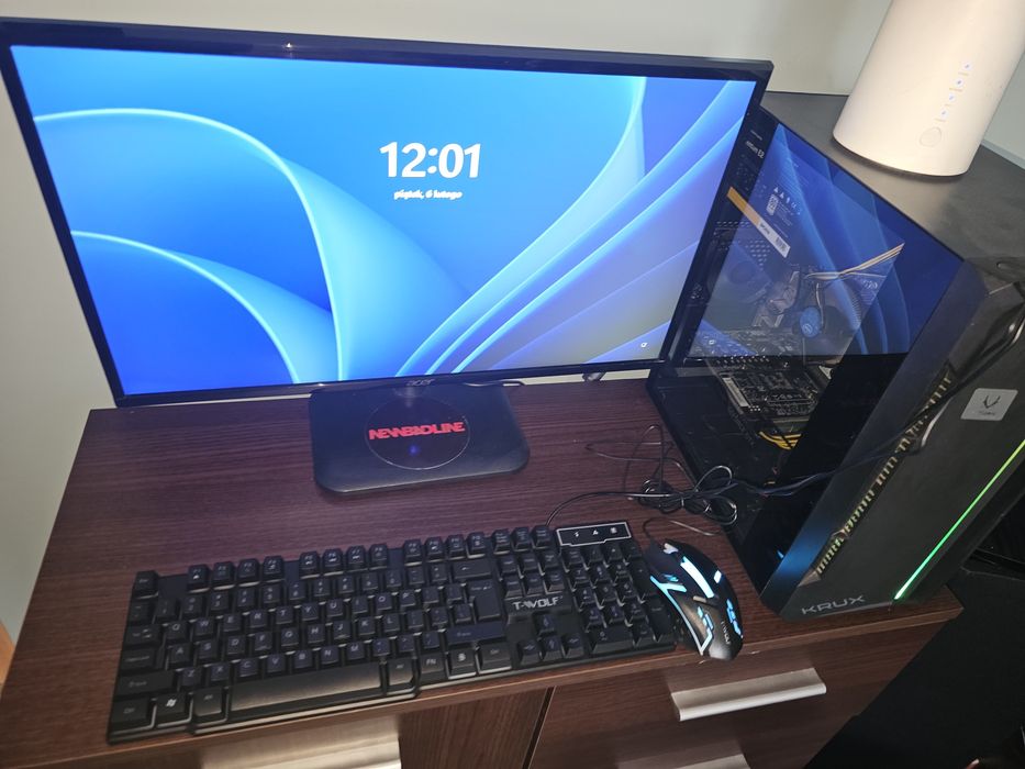 Komputer stacjonarny do codziennego użytku i do gier