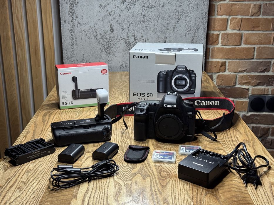canon 5d mark ii - купити фототехніку, відеотехніку - Ціна на OLX.ua