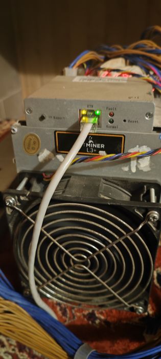 Продається ASIC-майнер Antminer L3+  L3++