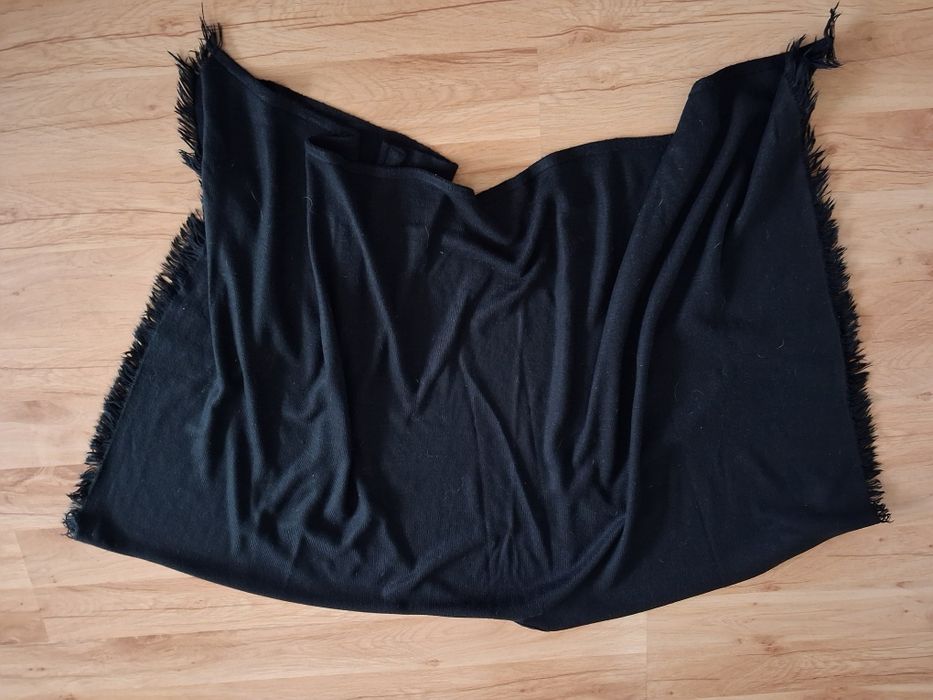 Narzuta damska czarna