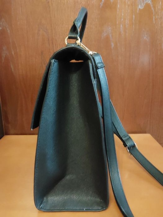 Mala clássica preta