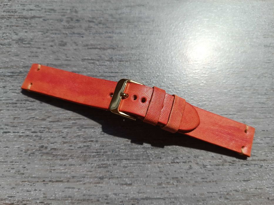 Skórzany pasek zegarka 18 mm łososiowy