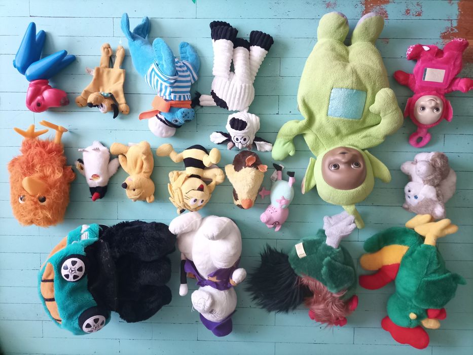 Телепузик півень курча ведмедик заєць  бджілка майя