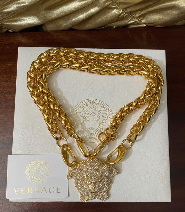 Naszyjnik Versace  z głową meduzy - edycja limitowana