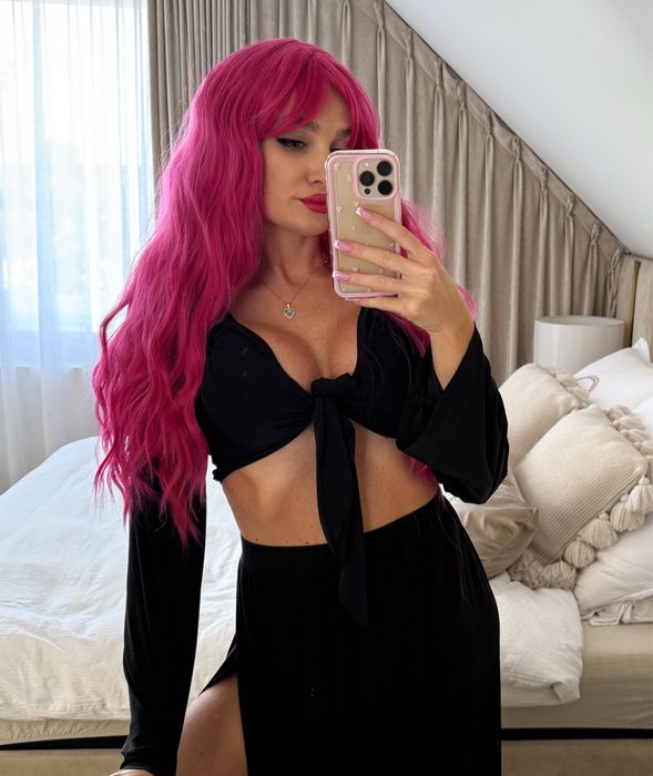 Różowa długa peruka włosy długie falowane fale barbie halloween pink