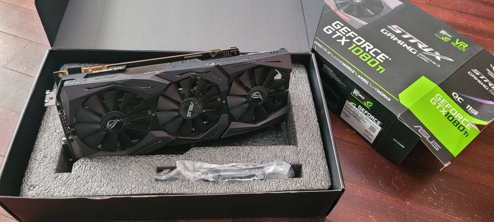 Asus ROG Strix GeForce GTX 1080 Ti 11GB OC Edition