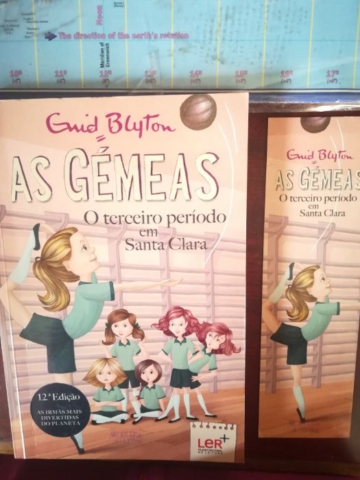 PRENDA DE NATAL EXCELENTE -Livros Novos - coleção - "As gêmeas"