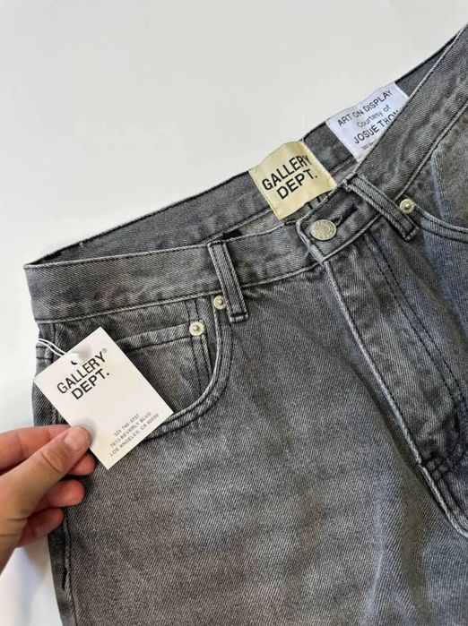 Джинси Gallery dept

•Присутні бірки, прошивки, картона