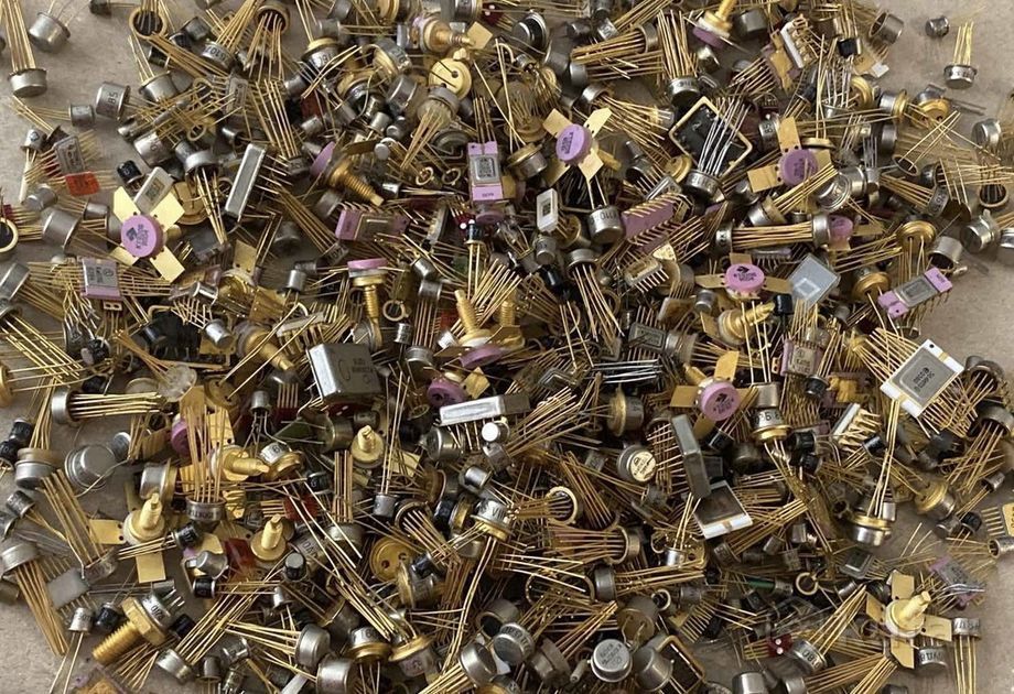 Обменяю ваши радиодетали, платы и т. д.