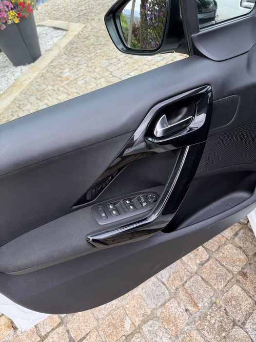 Peugeot 208 1.2 Gasolina