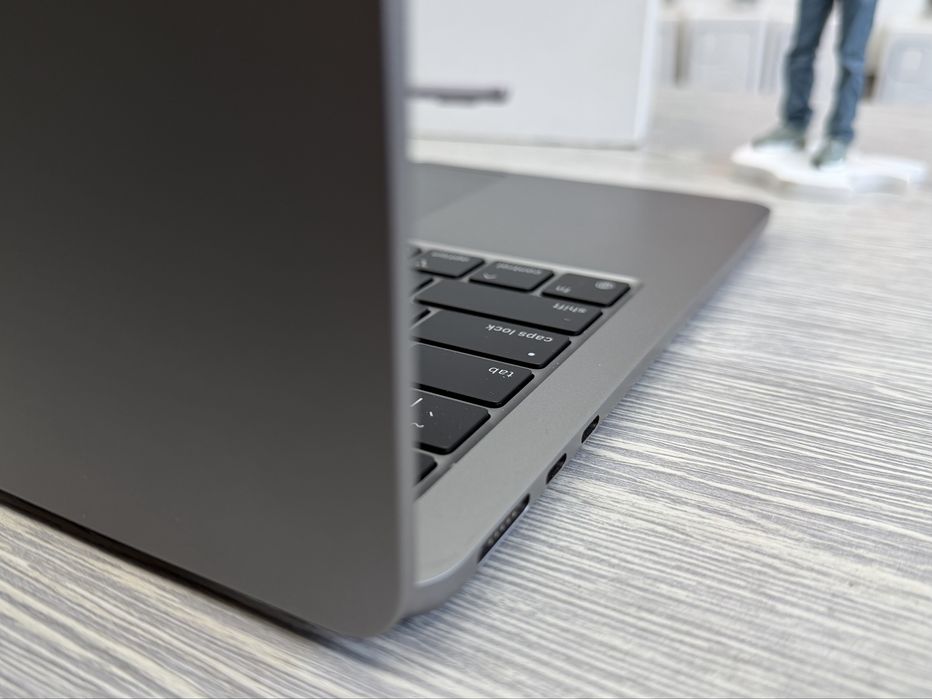 MacBook Air  M2 / RAM 8 / SSD 256 GB / Space Grey / 2022