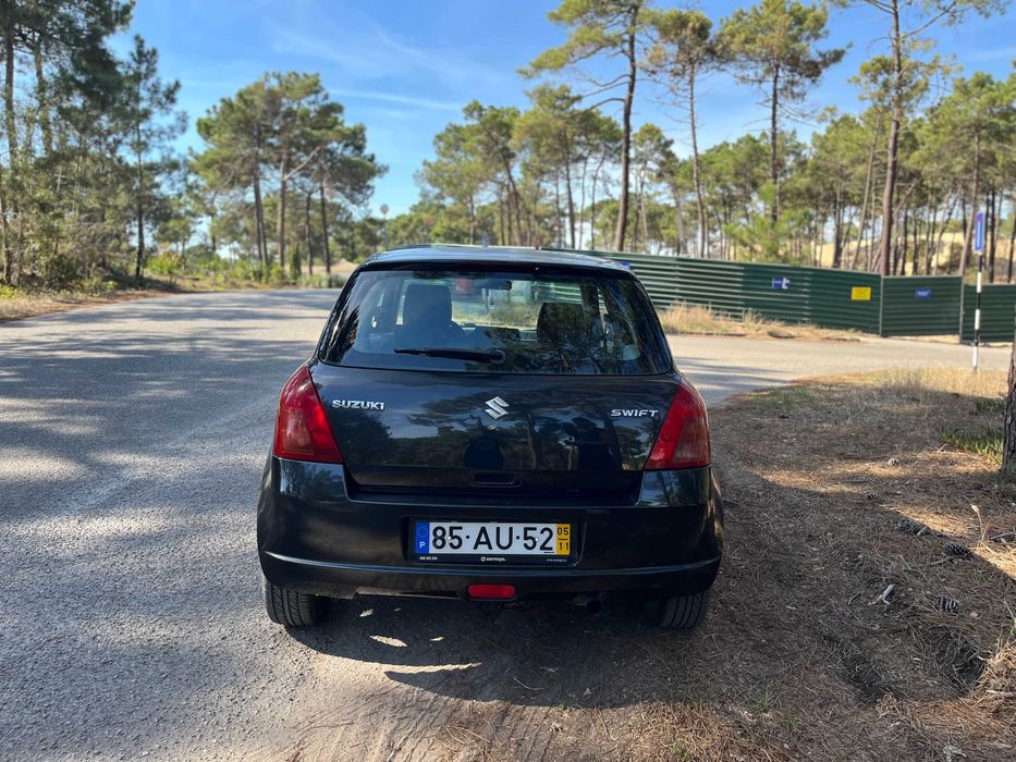 Suzuki Swift 1.3 DDiS foto 4
