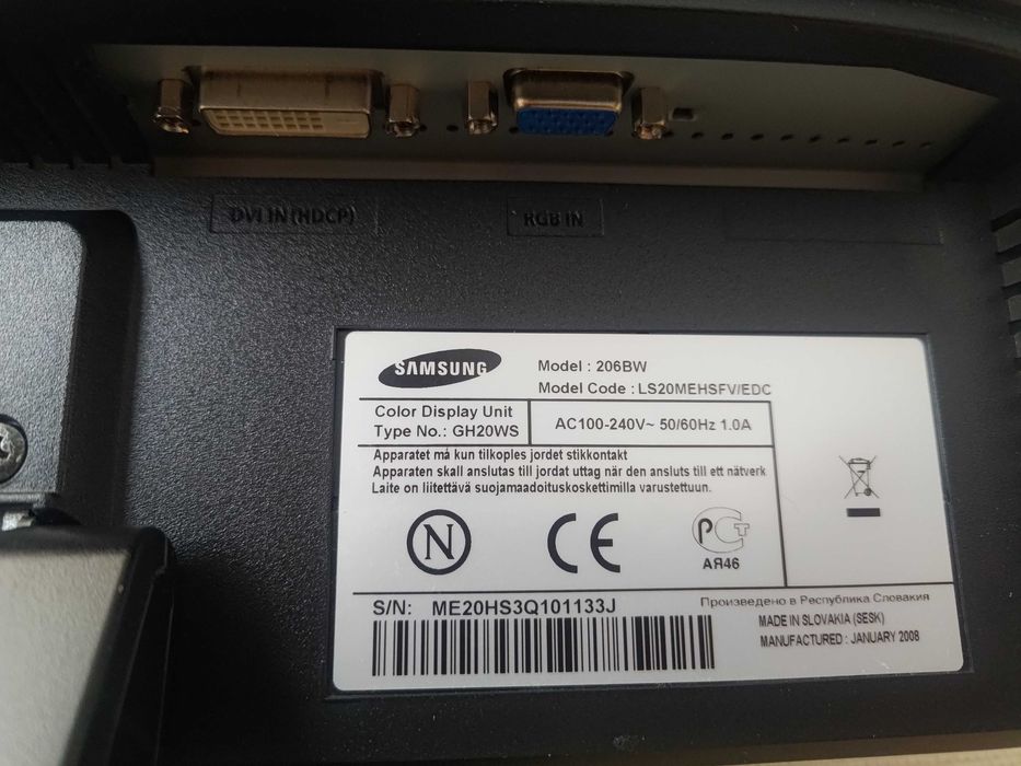 Монитор 20" Samsung 206BW (1680х1050/TN/DVI, VGA)