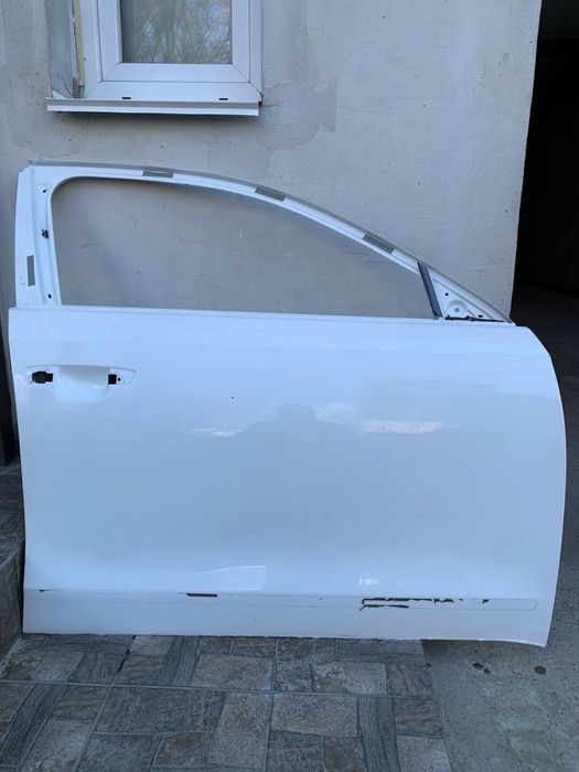 Двері Volkswagen передні пасажирські