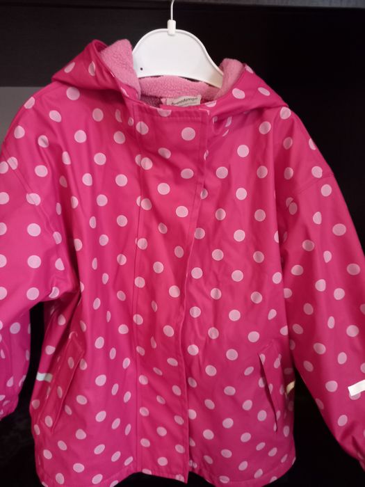 Куртки для дівчинки