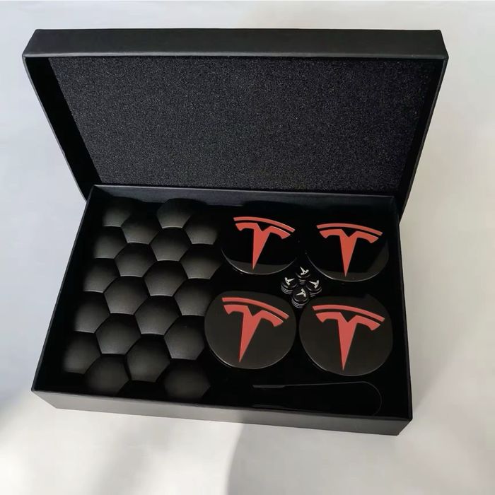 Набор колпачков заглушек колес (дисков) Tesla Model 3 Y S X