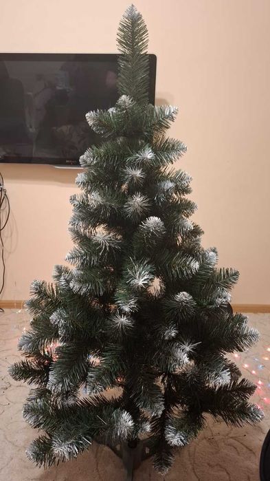 Ялинка штучна 130 см