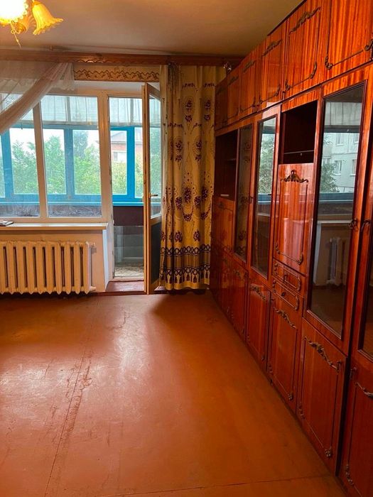 Віддам стінку в добрі руки. Безкоштовно
