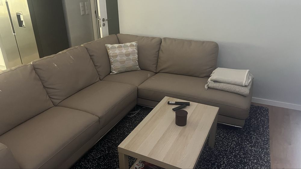 Sofa chaiselong bege escuro