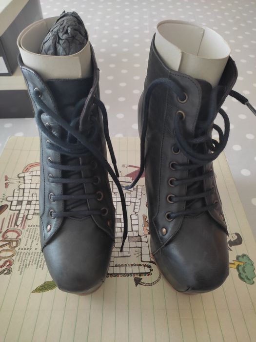 Botins Jeffrey Campbell Lita
