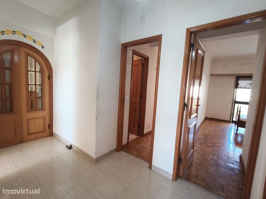 Apartamento T3 no Infantado (Loures) com Arrecadação
